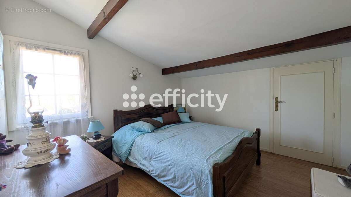 Maison à SAINT-PIERRE-DU-MONT