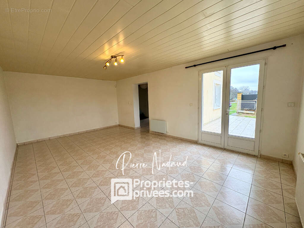 Maison à SAINT-EMILION