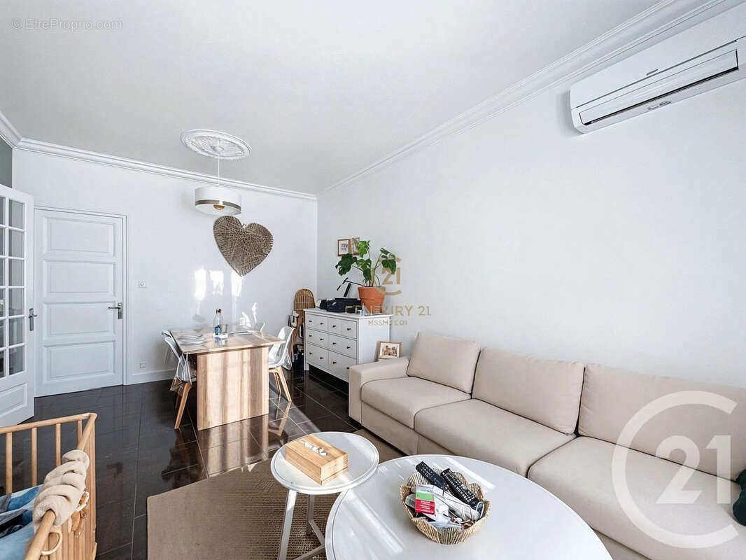 Appartement à GRIGNY