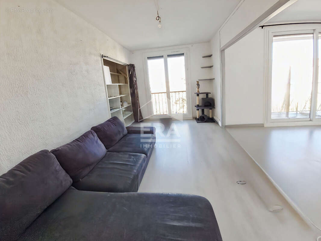 Appartement à SALON-DE-PROVENCE