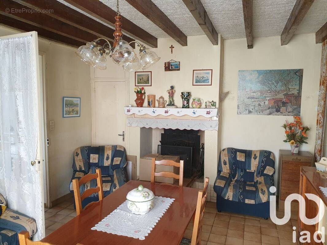 Photo 1 - Maison à AIGUILLON