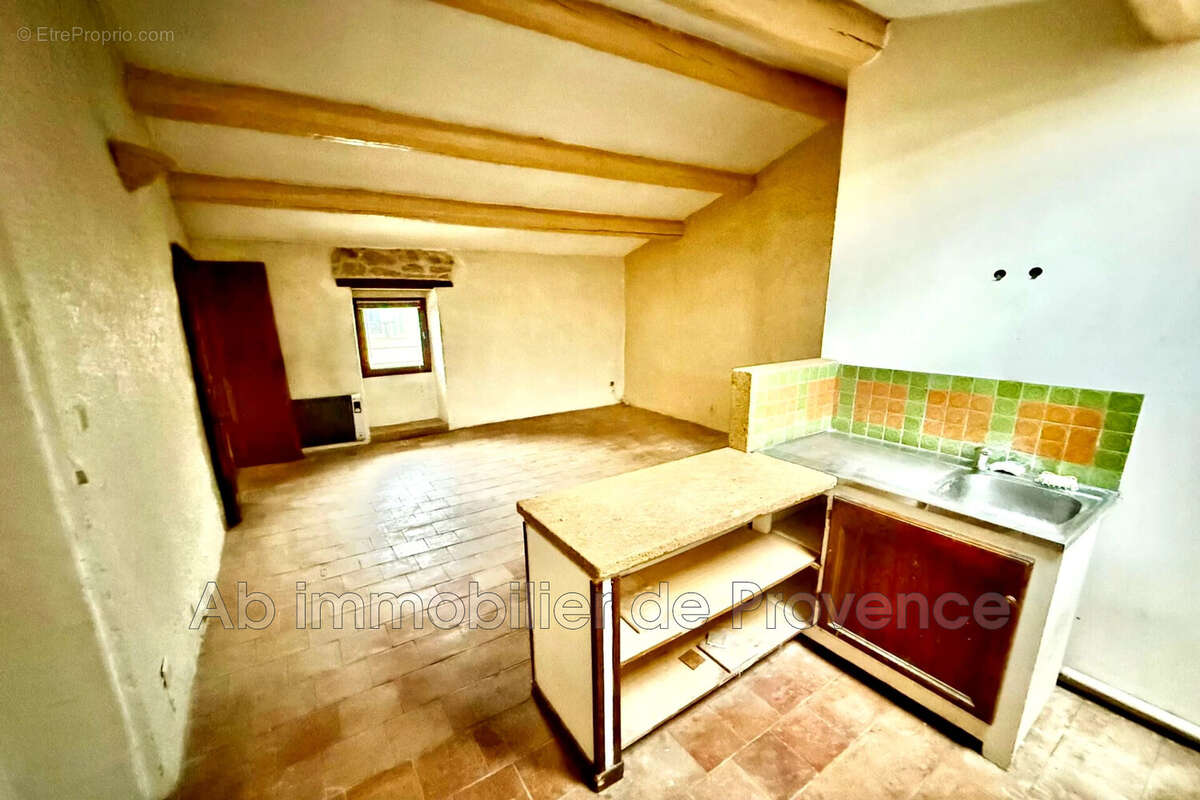 Appartement à ROGNES