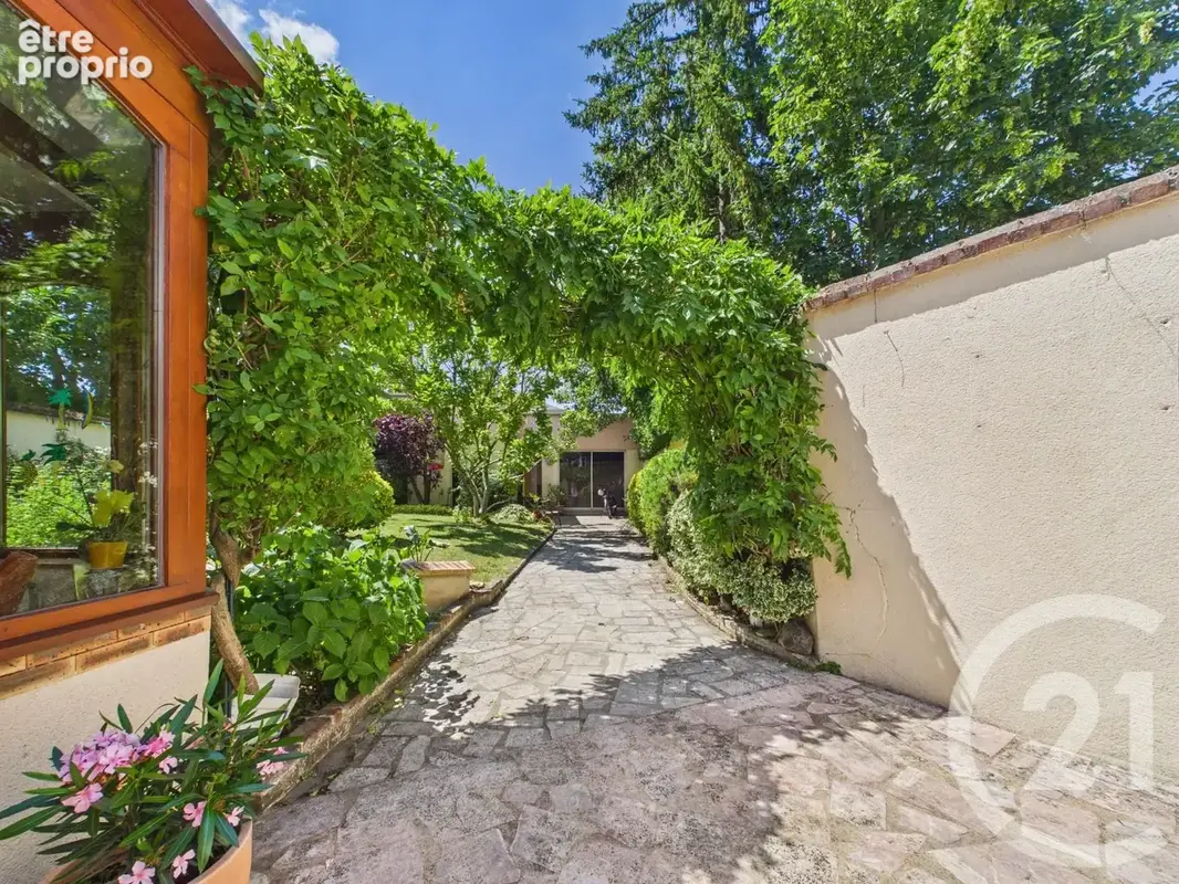 Maison 8 pièces 194 m² à vendre à Chartres (28000) - photo 18