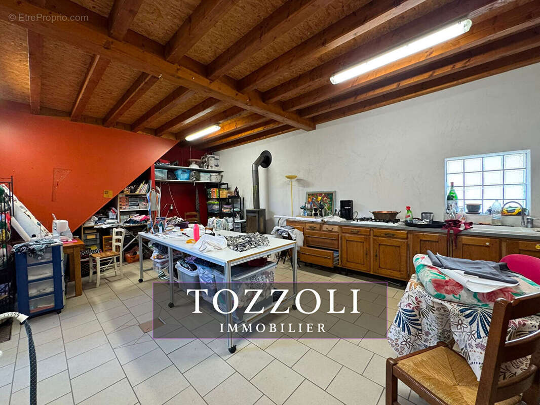 Maison Saint Chef  267m² - photo 14