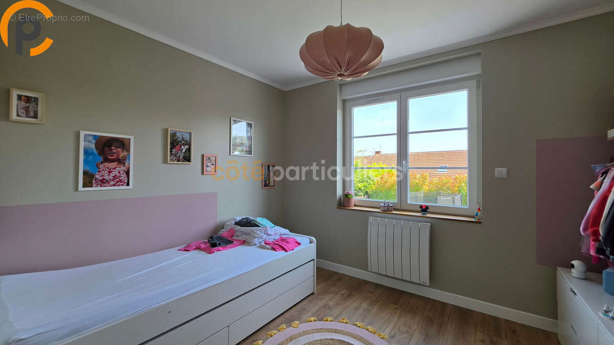 Maison Cysoing 8 pièce(s) 145 m² - photo 10