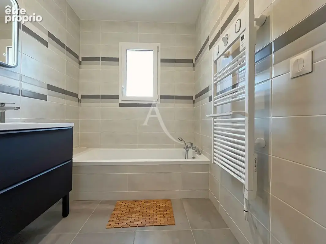 Maison plain pied neuve 2025 au calme - photo 6