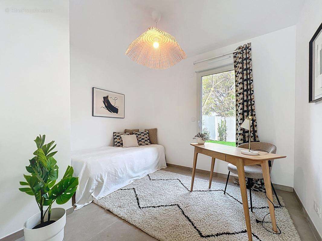 Appartement à VILLENEUVE-LOUBET