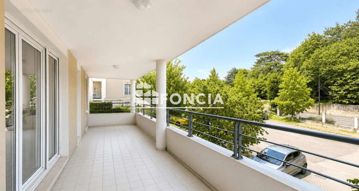Appartement à VOURLES