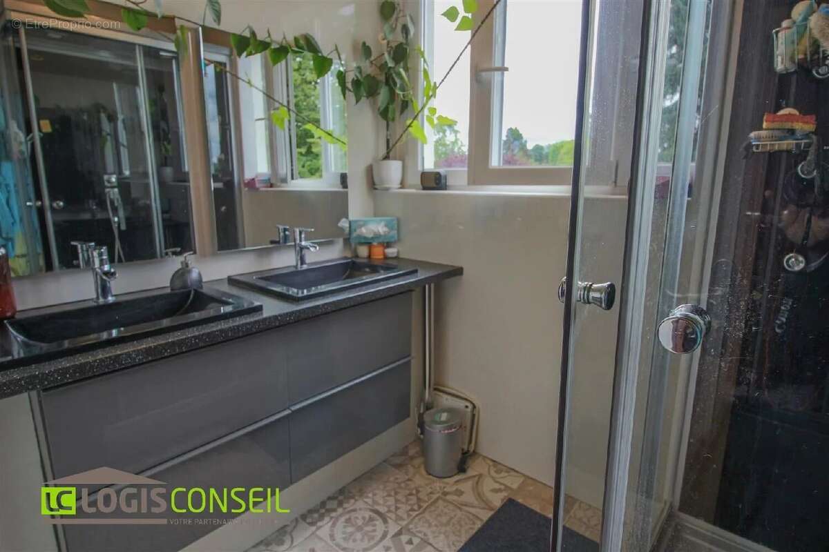 Appartement à CHATENAY-MALABRY