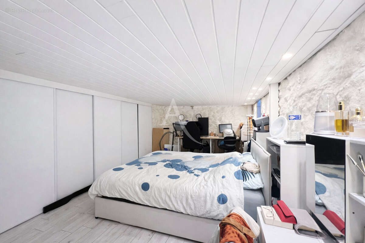 Appartement à FONTENAY-SOUS-BOIS