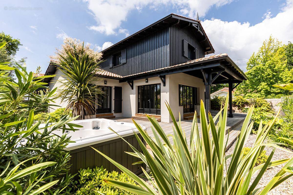 Maison à ANDERNOS-LES-BAINS