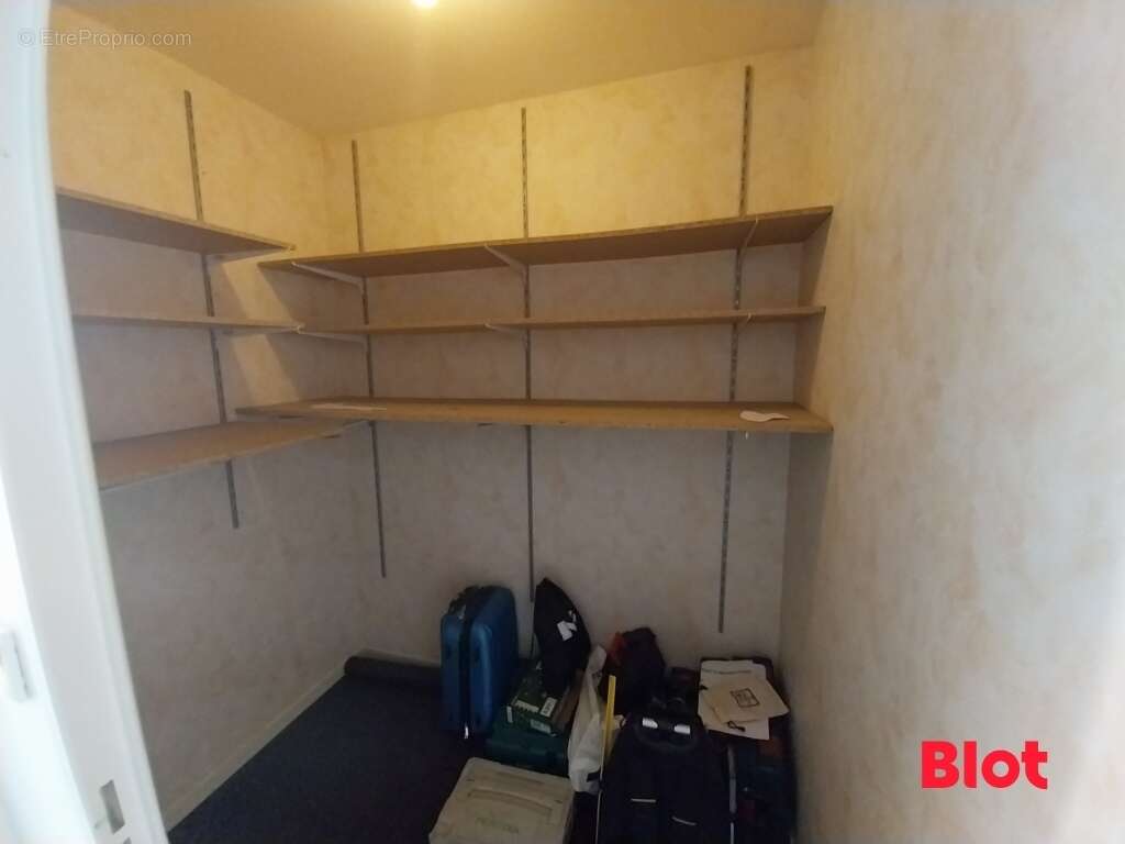 Appartement à SAINT-JACQUES-DE-LA-LANDE