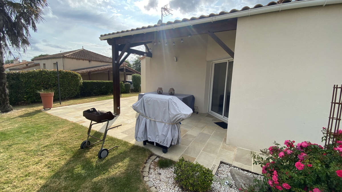 Maison à LES HERBIERS