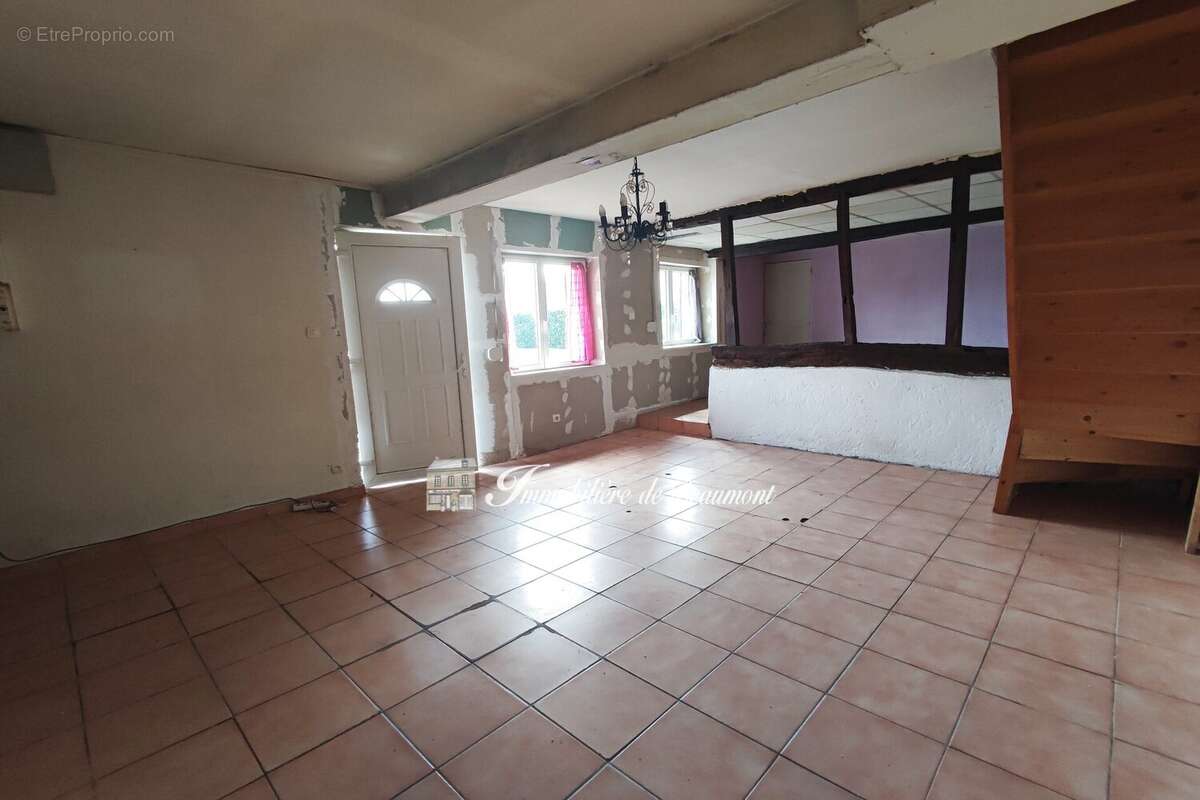 Maison 120 m² à Beaumont-Le-Roger  - photo 3
