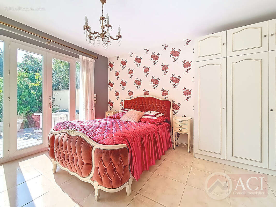 Maison à DEUIL-LA-BARRE