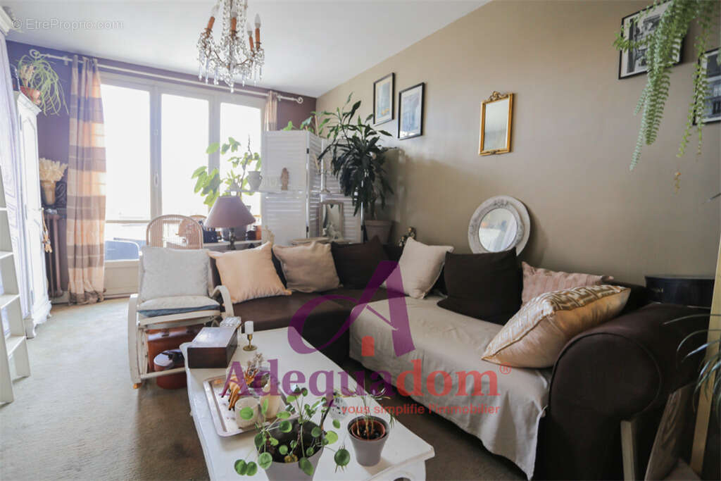 Appartement à BOIS-COLOMBES