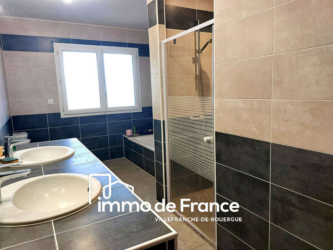 Maison Plain pied T5  de 120m² + garage 60m²- terrain 1000m² - photo 10