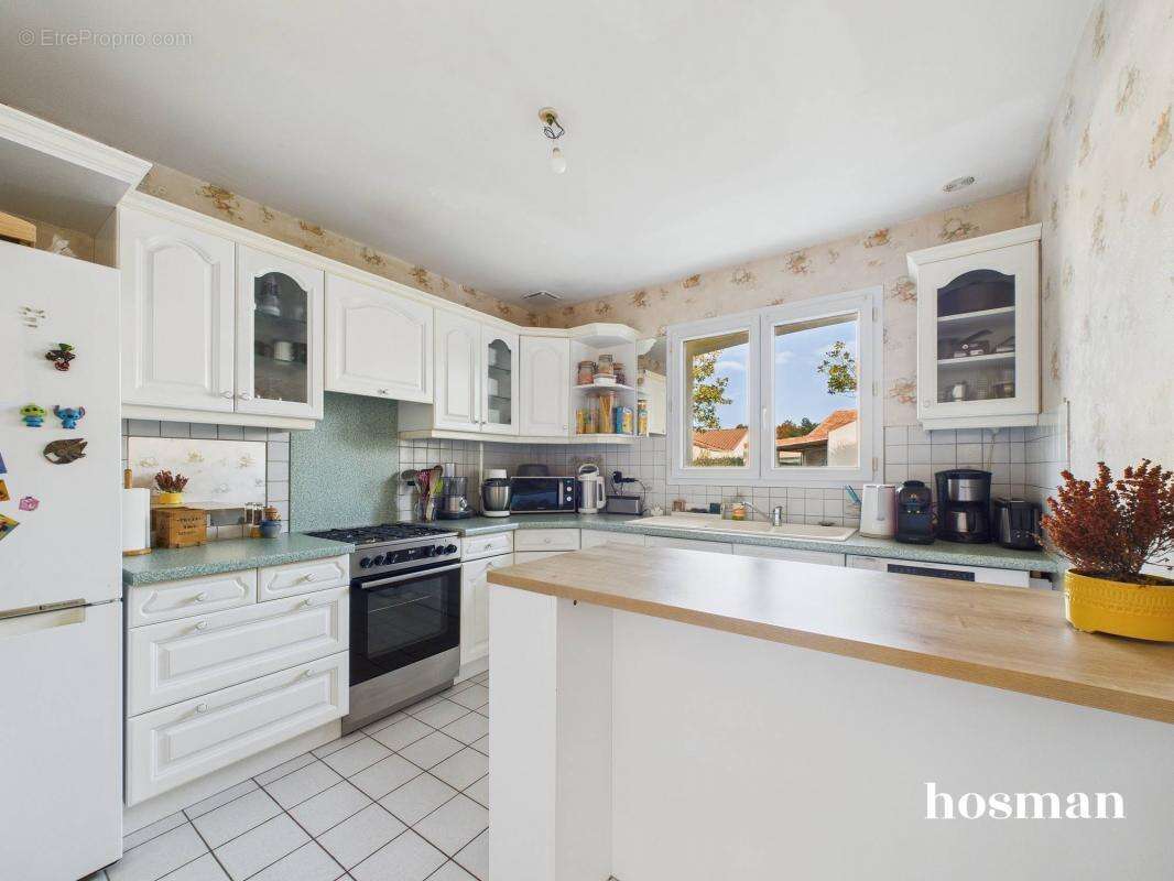 Maison à BOUGUENAIS