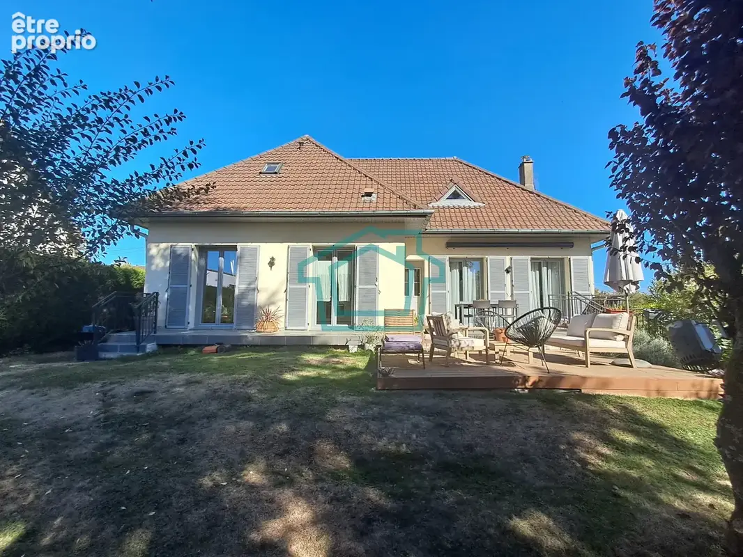 Photo Maison à Orgerus au prix de 458 000€