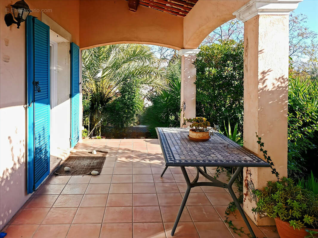 Maison à CAGNES-SUR-MER