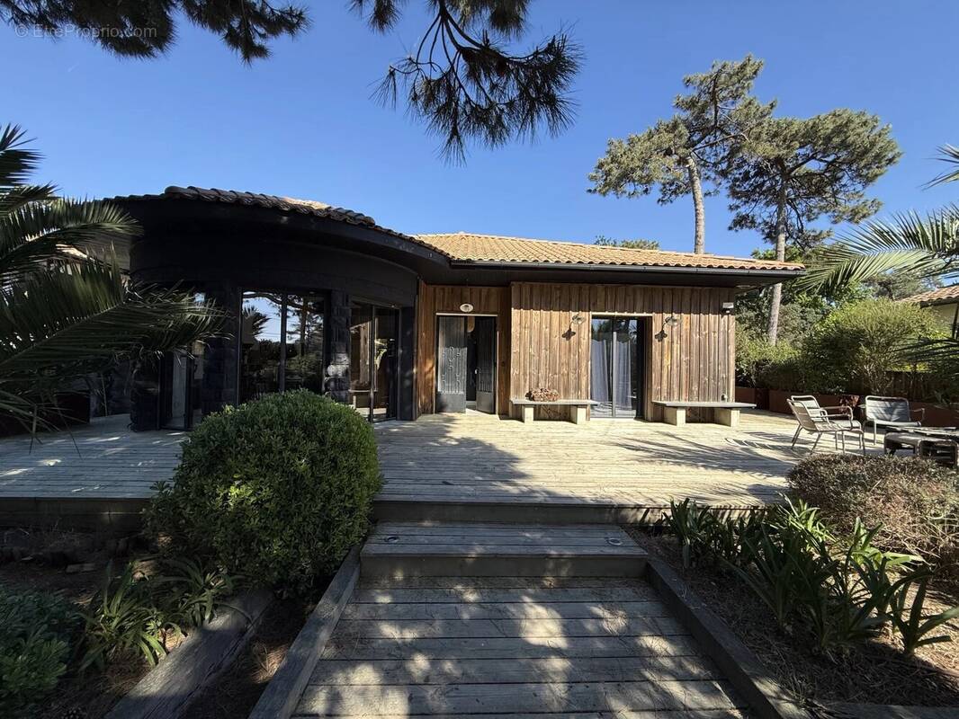 Maison à LE BOUSCAT