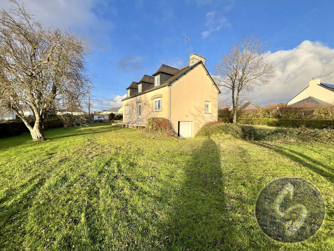 Maison à SAINT-MARCEL