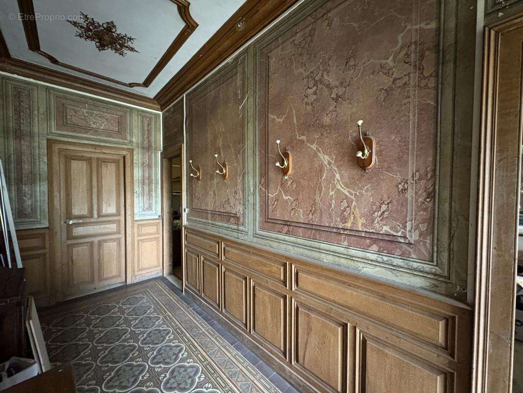 Maison à TEISSIERES-DE-CORNET