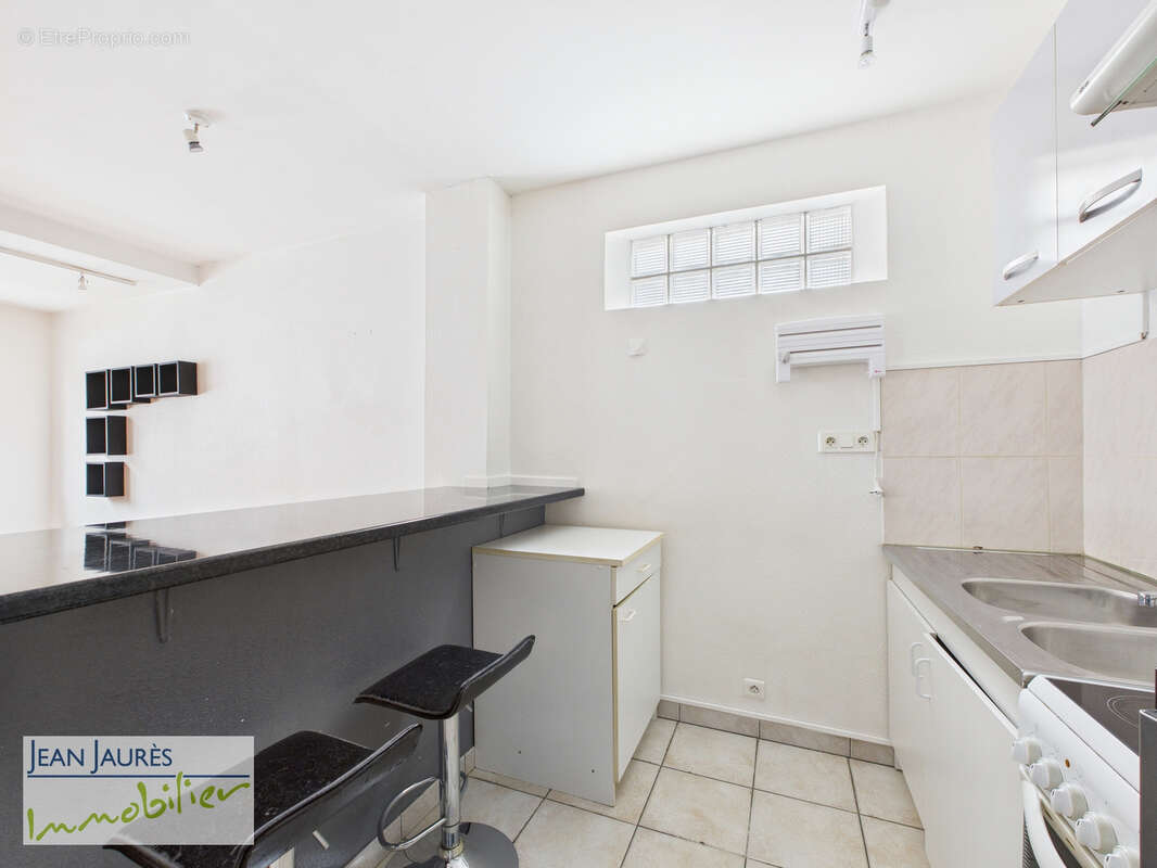 Appartement à SAINTE-SAVINE