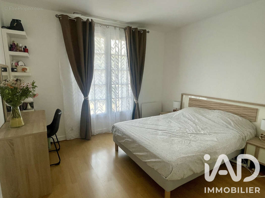 Maison 175 m² à Saint-Martin-Du-Tertre  - photo 9