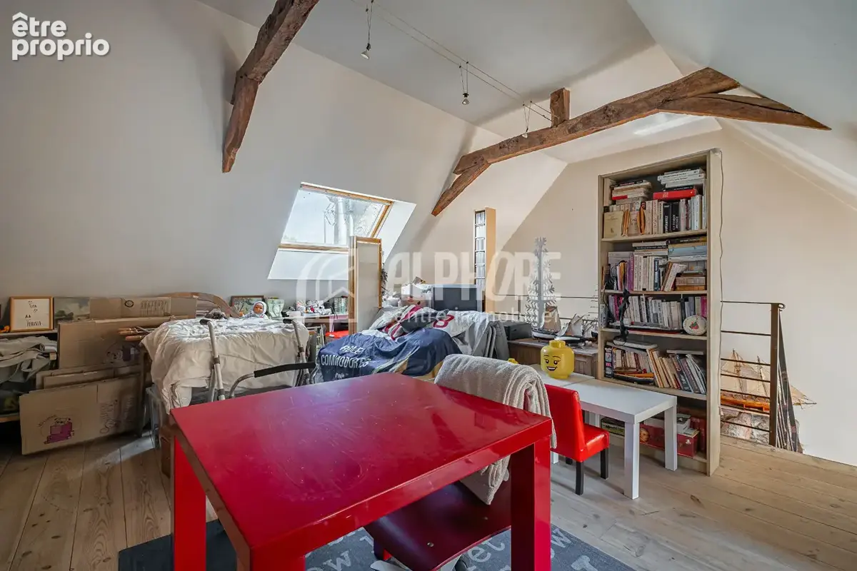 Guérande , IntraMuros , appartement 4 chambres + bureau 160m² (190m² au sol ) avec stationnement) - photo 7