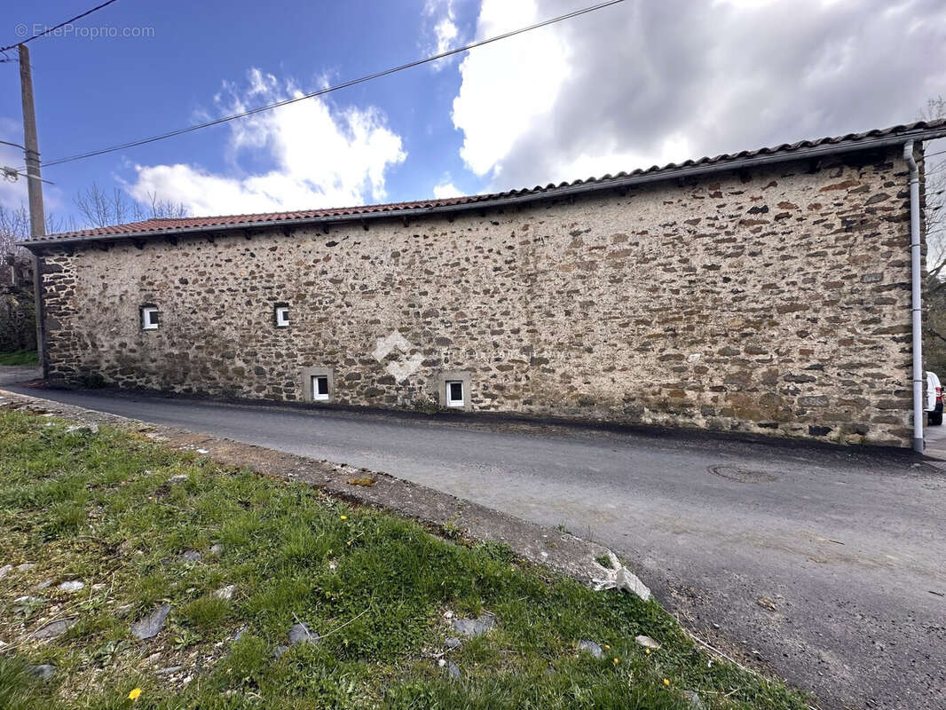 Maison 2 pièces 220 m² à vendre à Rageade (15500) - photo 3