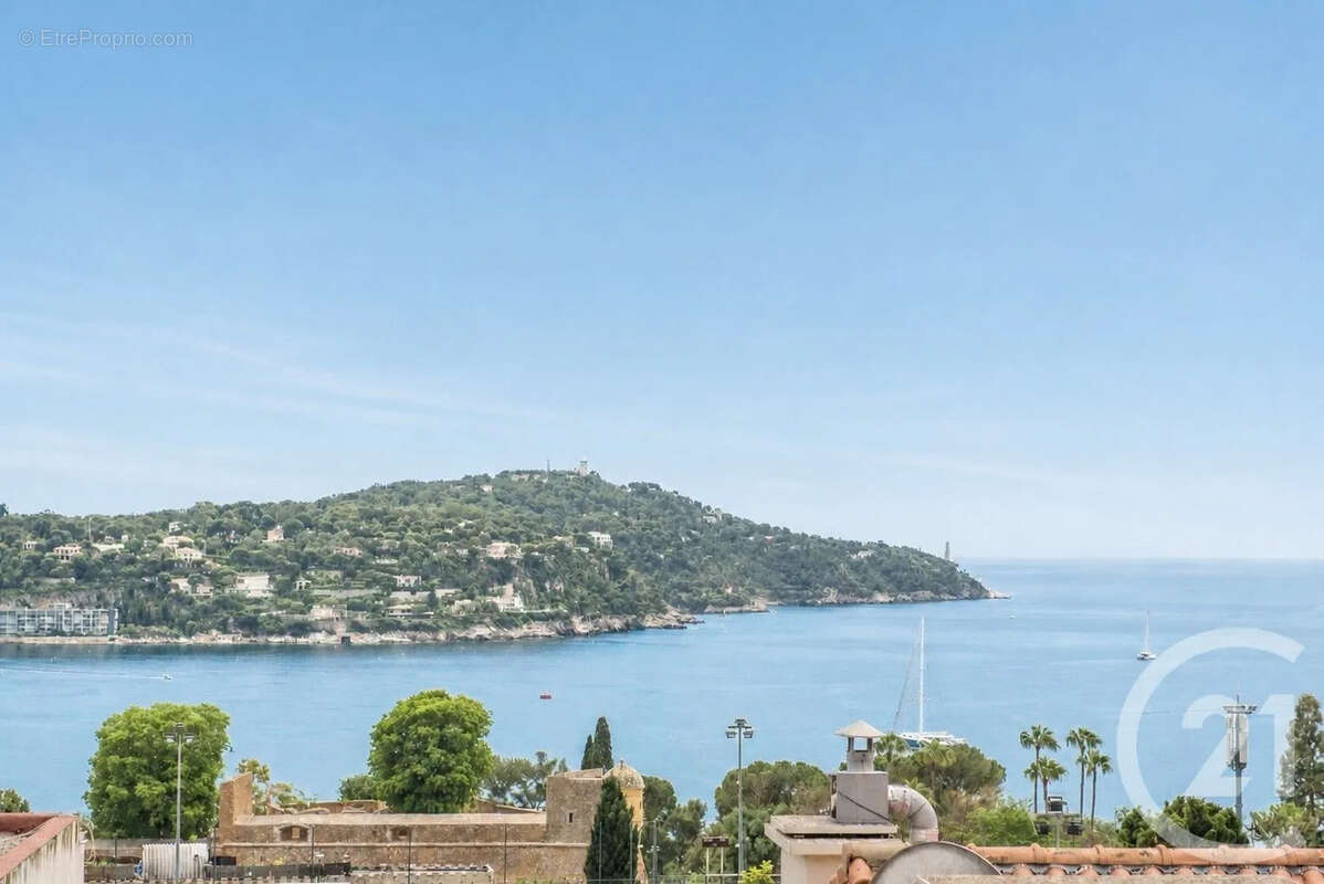 Appartement à VILLEFRANCHE-SUR-MER