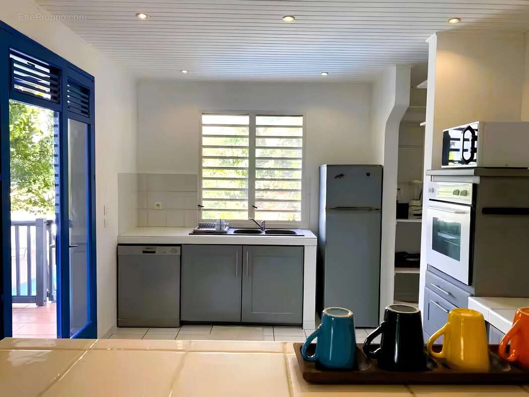 Maison à LES TROIS-ILETS