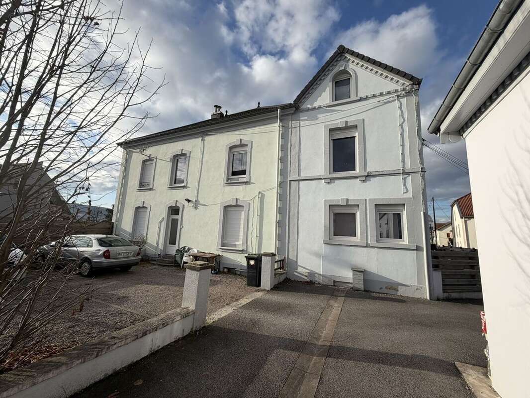 Appartement à SAINT-ETIENNE-LES-REMIREMONT