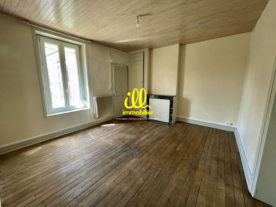 Maison 125 m² à Charleville-Mezieres  - photo 9