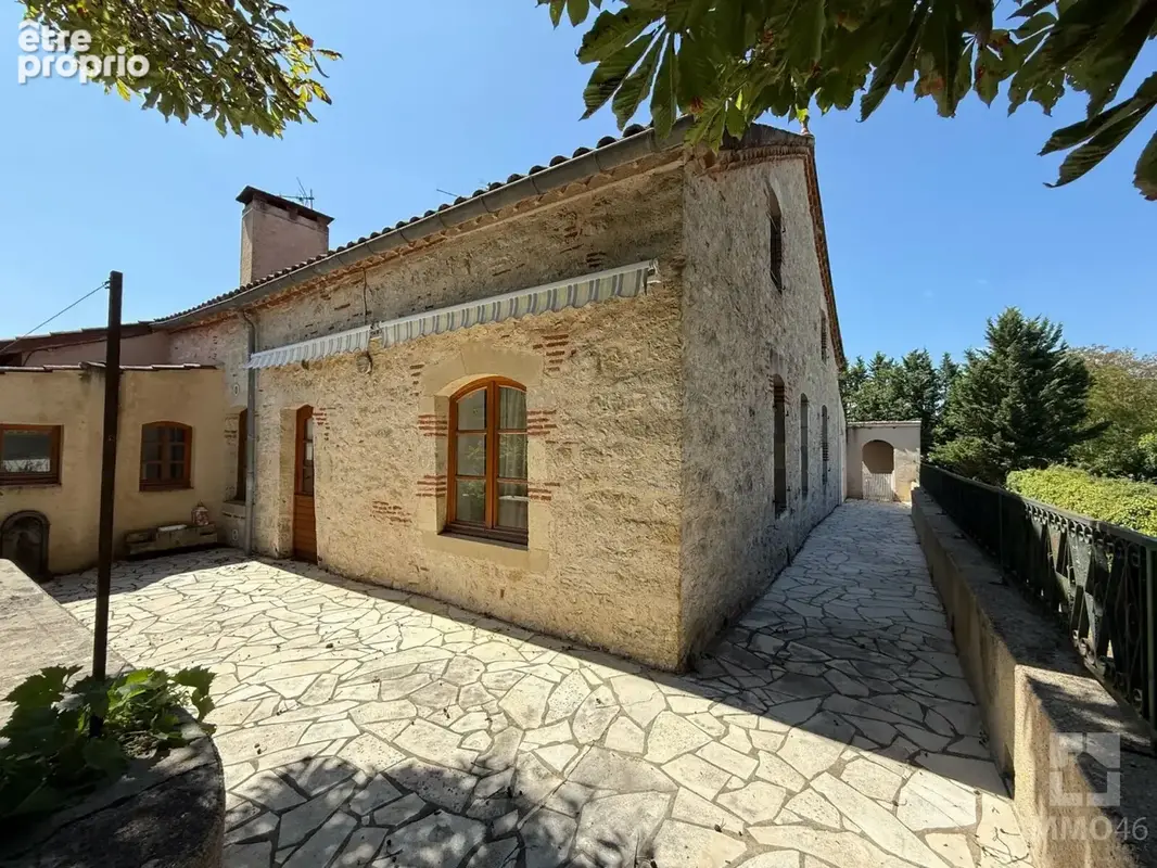Maison 5 pièces 160 m² à vendre à Cahors (46000) - photo 2