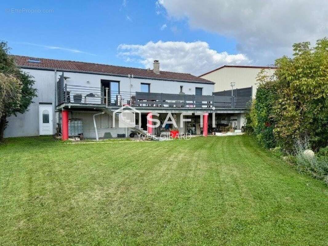 Photo 3 - Maison à BELLEVILLE-SUR-MEUSE