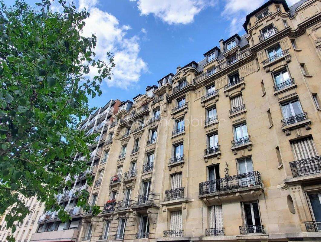 ** Lumineux et Traversant avec Ascenseur ** - photo 10