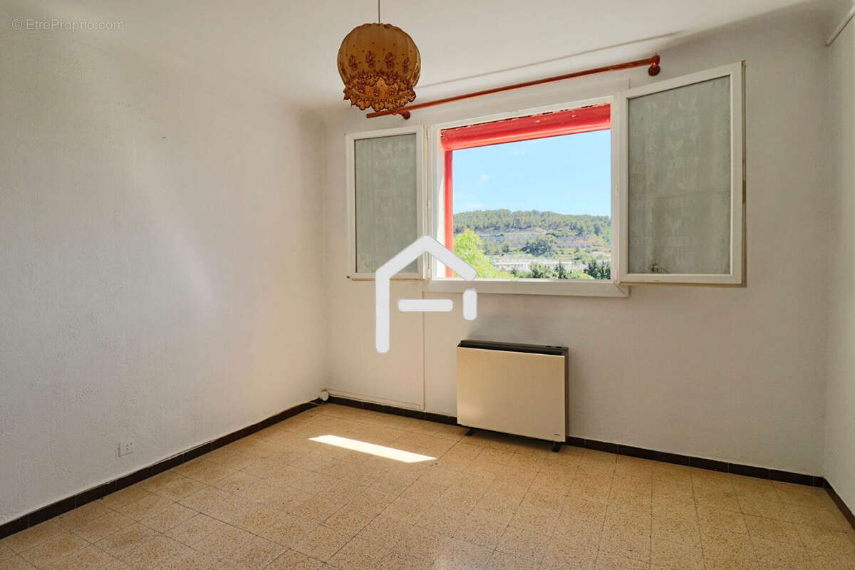 Appartement à SAINT-CHAMAS