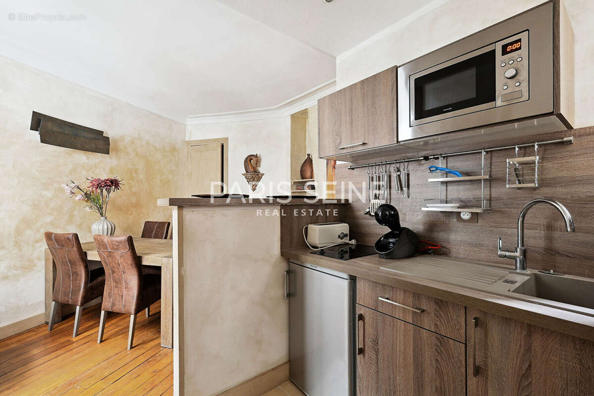 Appartement à PARIS-6E
