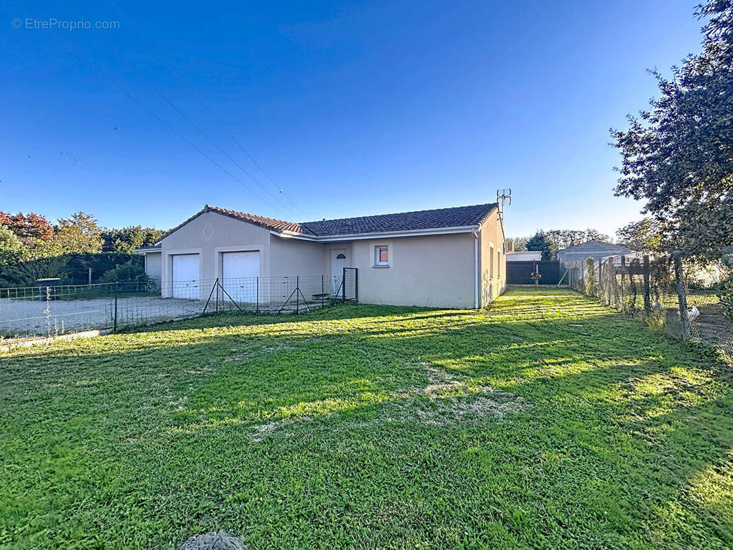 Maison à SAINT-LOUBES