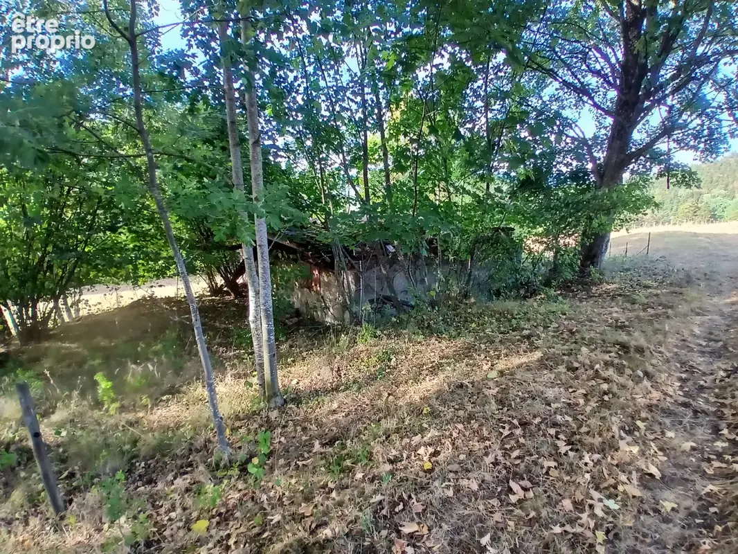 Ancienne marcairerie à rebâtir - photo 3