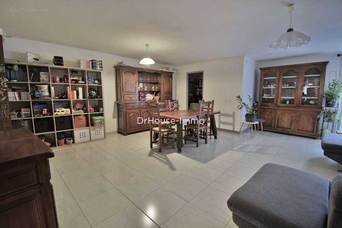 Maison à VILLEVEYRAC