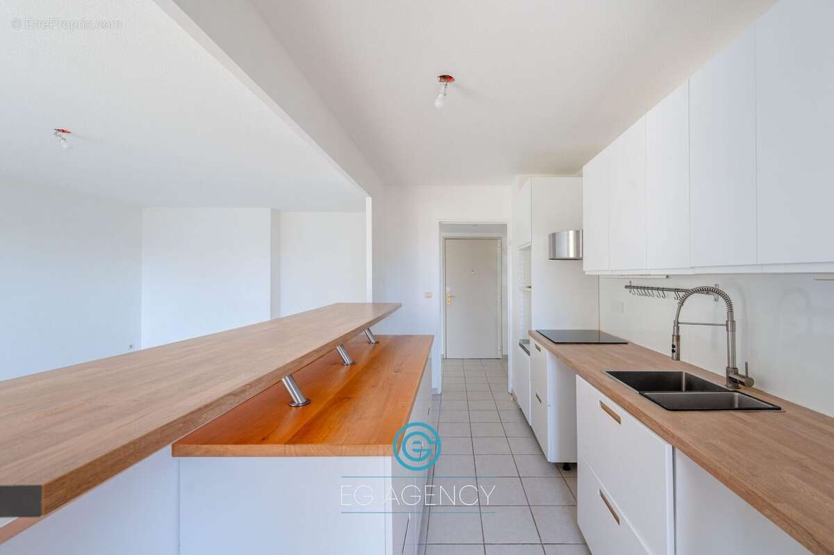 Appartement à MARSEILLE-9E