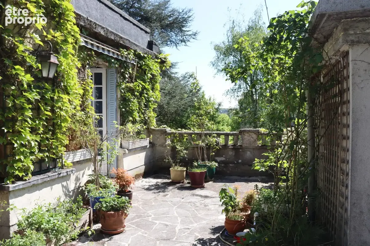 Maison 238 m² à Louveciennes  - photo 4