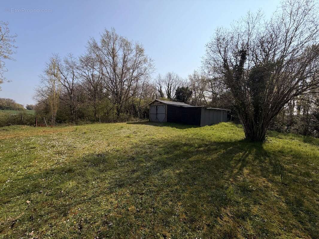 Maison à RUFFEC