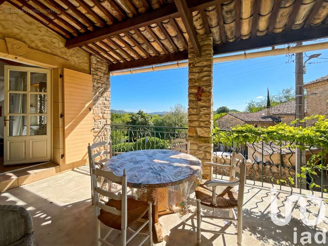 Photo 4 - Maison à SABRAN