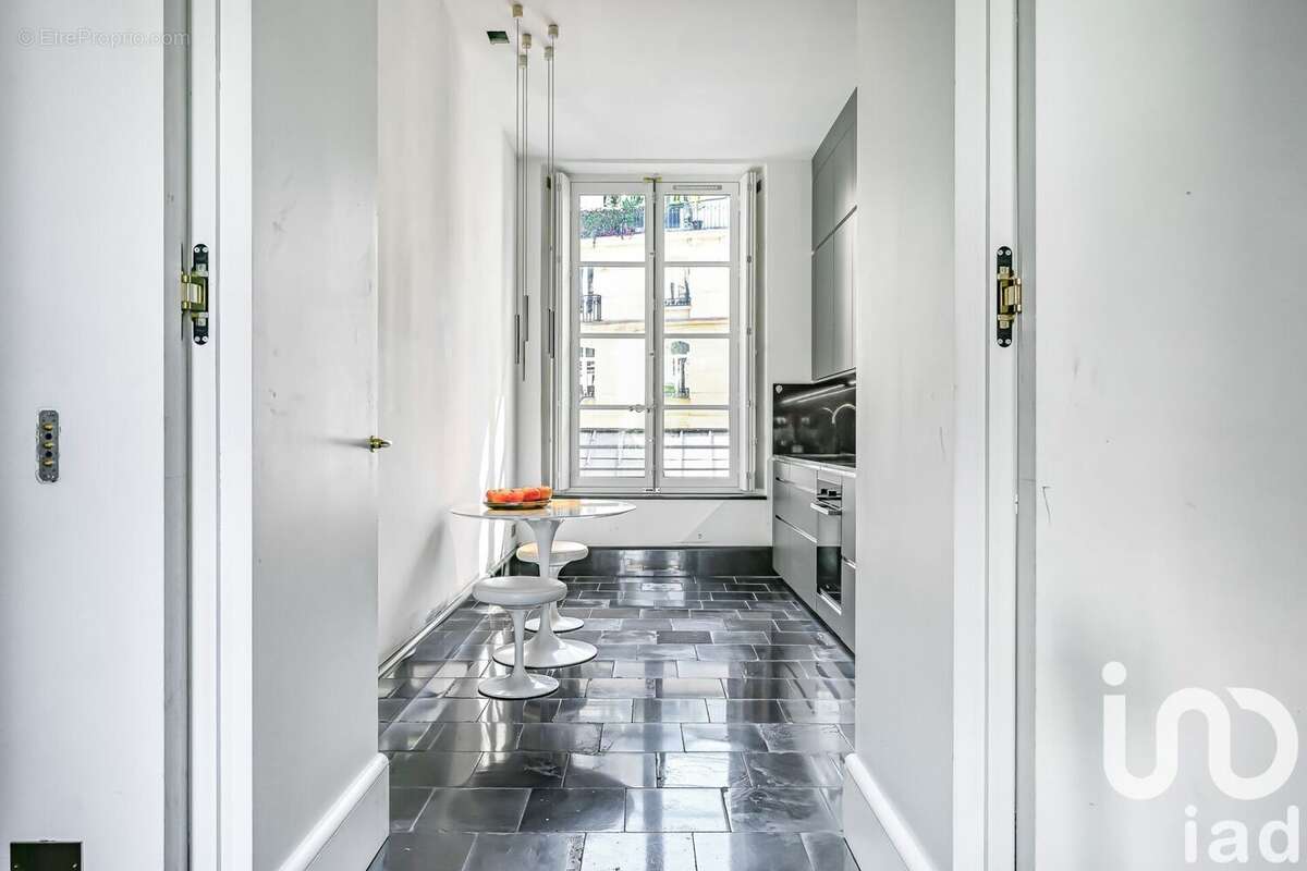 Photo 6 - Appartement à PARIS-7E