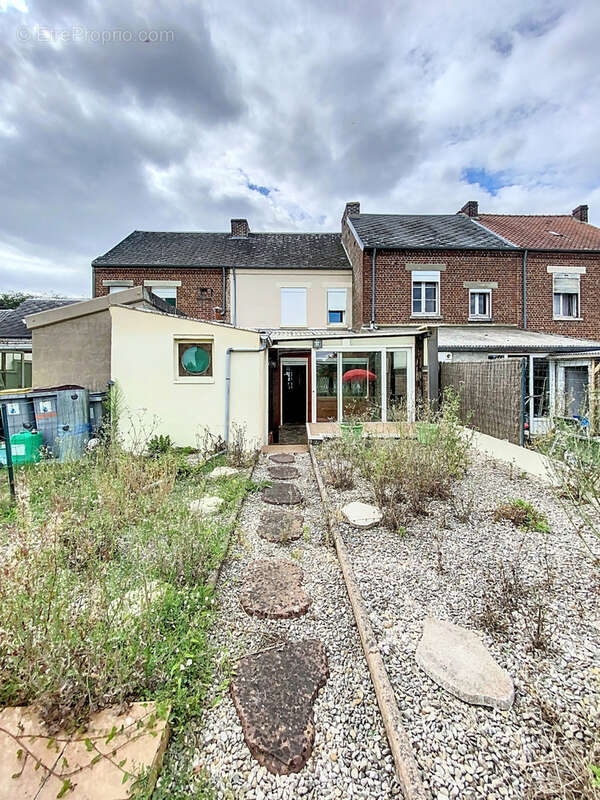 Maison à LE CATEAU-CAMBRESIS