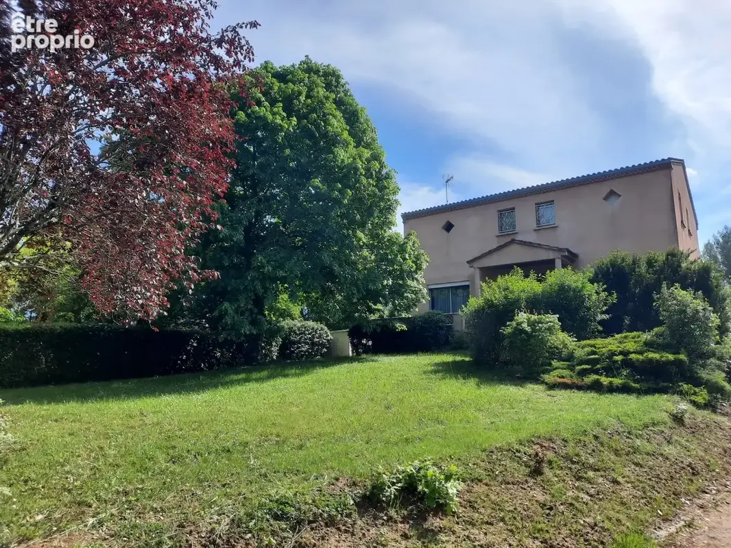 PUYGOUZON - Grande maison familiale avec piscine et jardin - photo 13